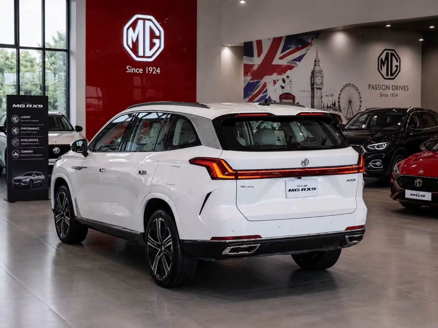 MG RX9 PHEV